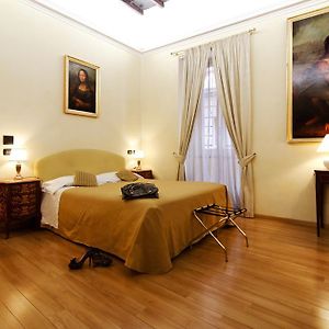 Kamer met een King Size Bed in een Bijgebouw